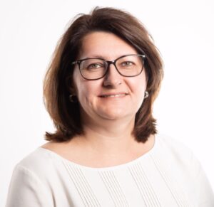 Headshot CBernatchez 1